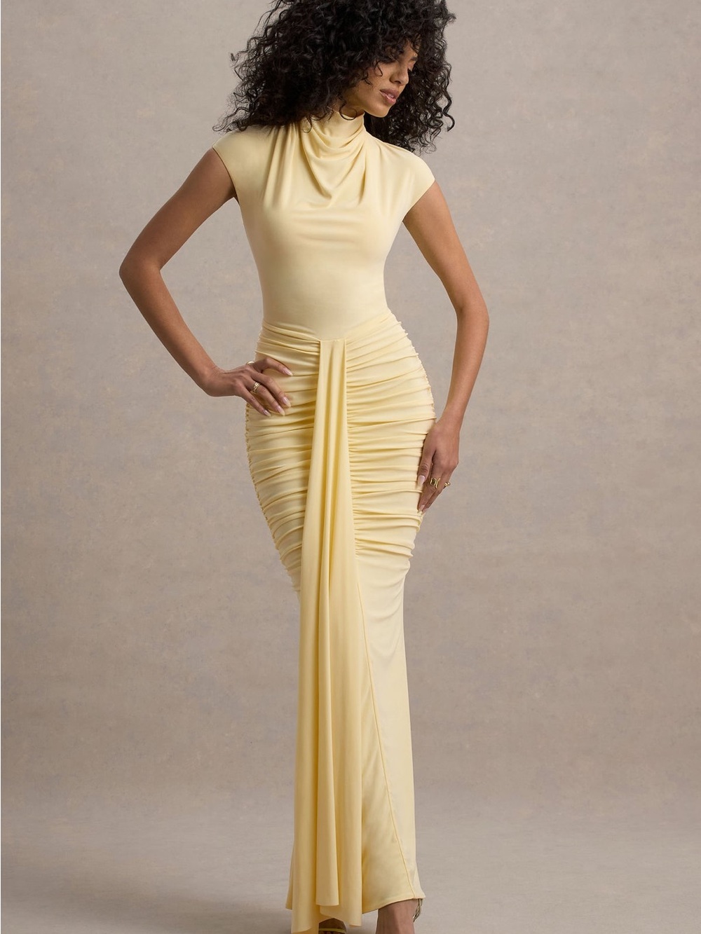 Club L London Lorenza Pale Lemon High-Neck Ruched Maxi Dress – Size US 6 - Picture 3 of 10
